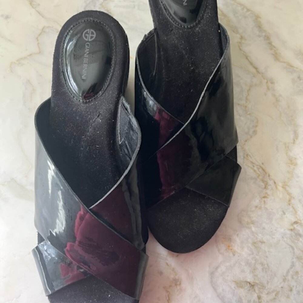 Giani Bernini Size 9 pumps